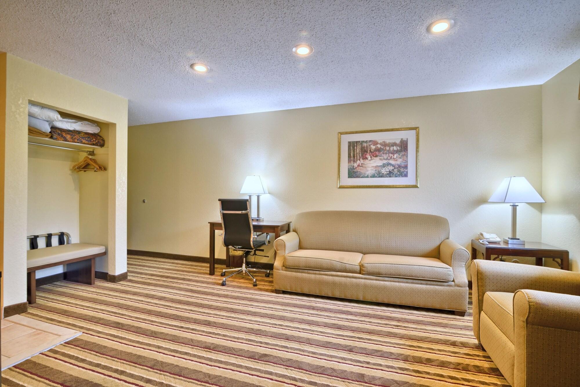 Отель Super 8 By Wyndham Latham - Albany Airport Экстерьер фото