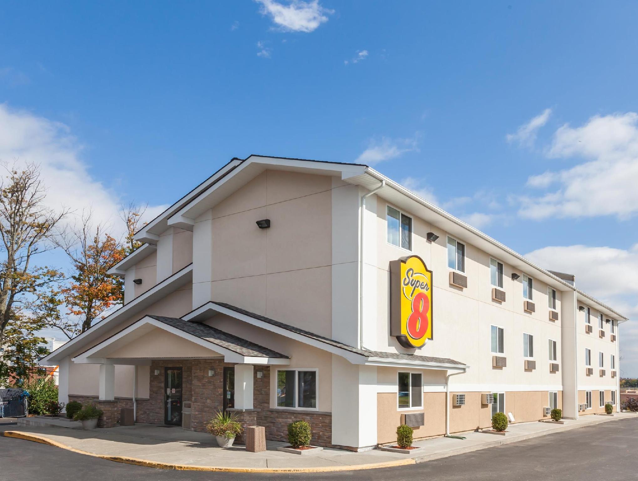 Отель Super 8 By Wyndham Latham - Albany Airport Экстерьер фото